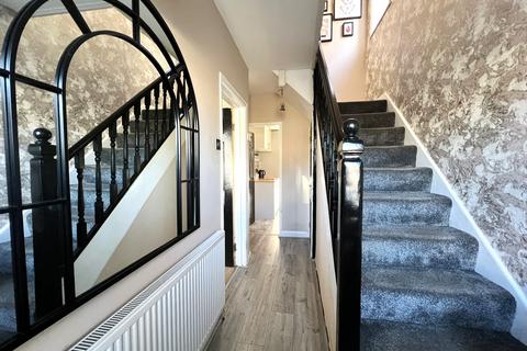 174 Mount Road, Manchester, M18 7QS