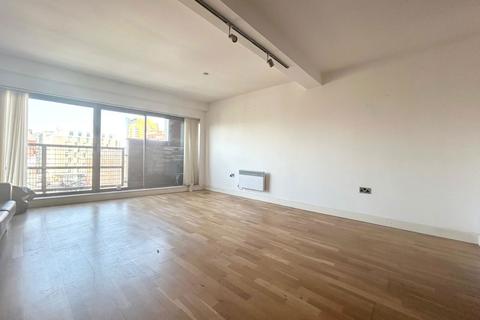 3 bedroom flat for sale, Express Networks,  Oldham Road, M4