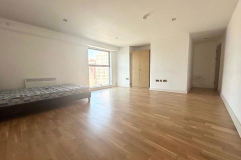 3 bedroom flat for sale, Express Networks,  Oldham Road, M4