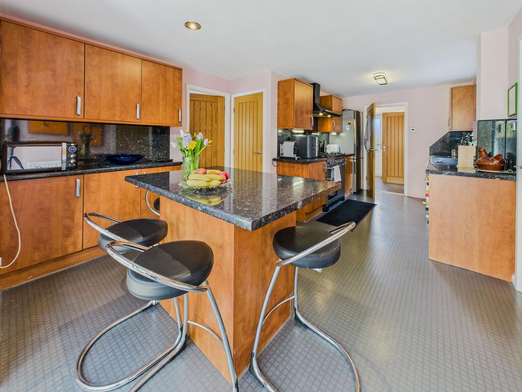 Kitchen Diner - Dining Area