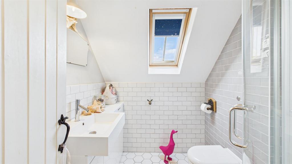 CAM03457 G0-PR0017-STILL032.jpg