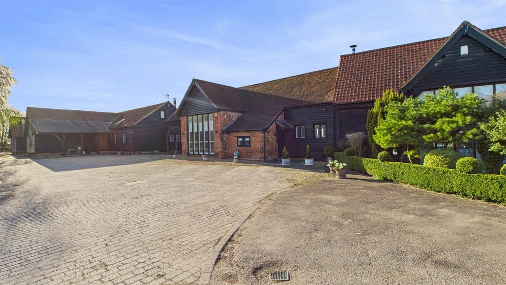 CAM03457 G0-PR0017-STILL072.jpg