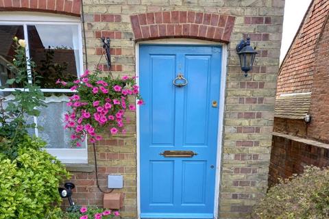3 bedroom end of terrace house for sale, High Street, Kemsing, Sevenoaks TN15