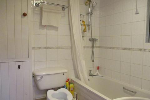 3 bedroom end of terrace house for sale, High Street, Kemsing, Sevenoaks TN15