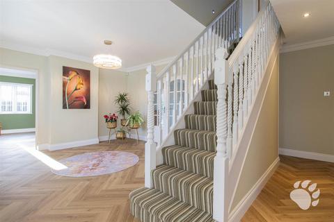 4 bedroom detached house for sale, Trusses Road, Bradwell-On-Sea CM0