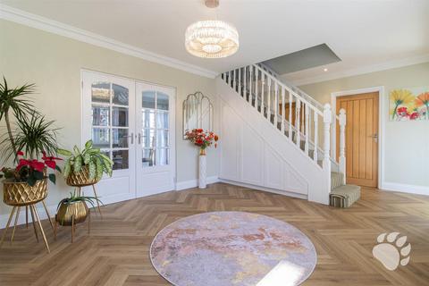 4 bedroom detached house for sale, Trusses Road, Bradwell-On-Sea CM0