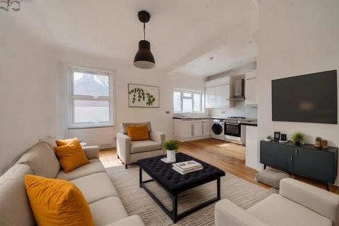 2 bedroom apartment for sale, Melrose Avenue, London NW2