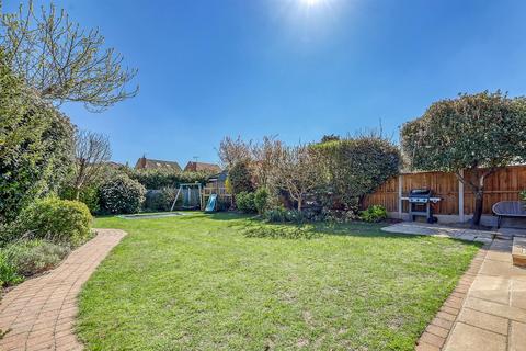 80 Lampern Crescent, Billericay, CM12 0FD