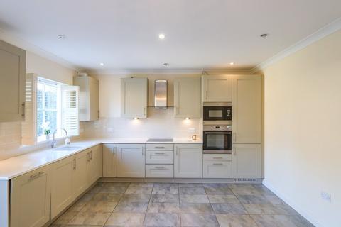 4 bedroom townhouse for sale, Sunny Rise, Battle, TN33