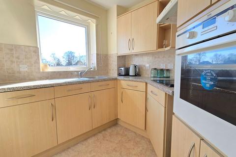 2 bedroom retirement property for sale, Western Avenue, Newbury RG14