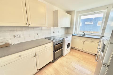 2 bedroom flat to rent, Fishguard Way, London, E16 2RG