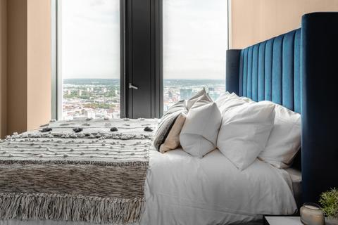3 bedroom apartment to rent, at The Mercian, Apartment 3909, The Mercian, 218, Broad Street B15