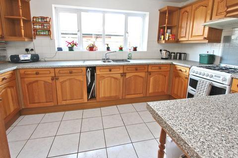 4 Greenways Road, Brockenhurst, SO42 7RN