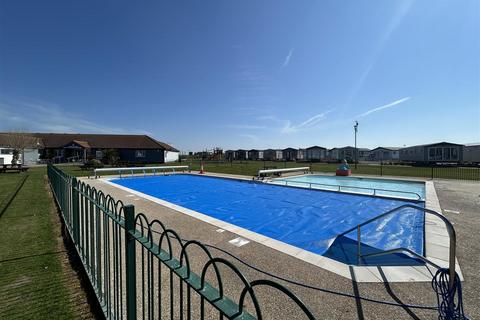 2 bedroom chalet for sale, St. Johns Road, Whitstable