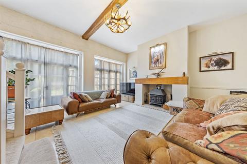 5 bedroom village house for sale, Mill Lane, Kettering NN14