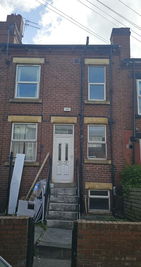 Front of House (Garden will be cleared -...