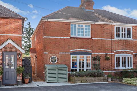 20 Meadowside Road, Pangbourne, Reading, RG8 7NQ