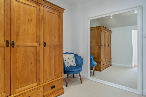 20 Meadowside Road, Pangbourne, Reading, RG8 7NQ