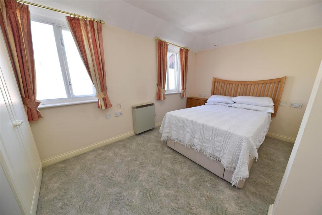 Bed1.1.JPG