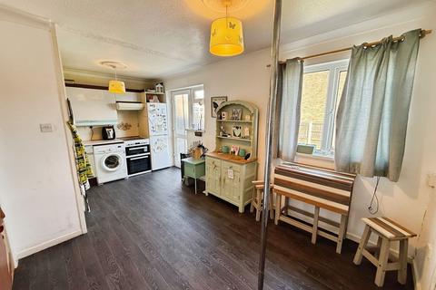 170 Limeslade Close, Corringham, Stanford-le-hope, SS17 7JY