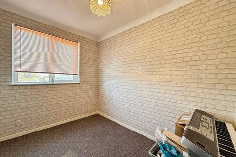 170 Limeslade Close, Corringham, Stanford-le-hope, SS17 7JY