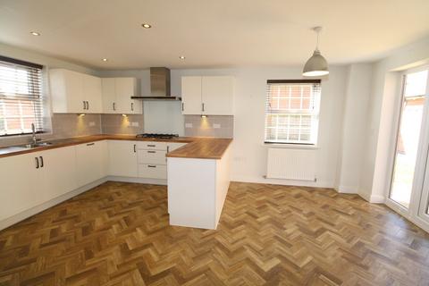 12 Gloster Road, Lutterworth, LE17 4QS