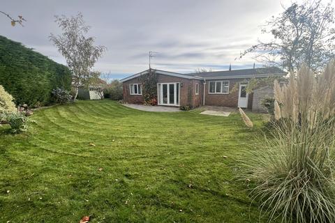 3 bedroom bungalow for sale, Church Avenue, North Ferriby, HU14 3BY