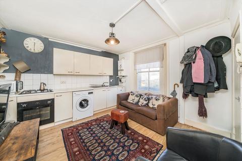 1 bedroom flat for sale, Stapleton Hall Road, London N4