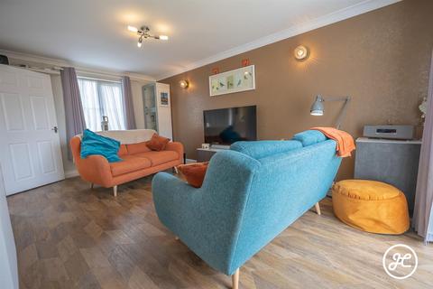 3 bedroom semi-detached house for sale, Standish Street, Bridgwater