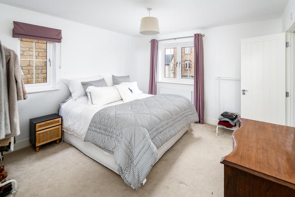 19-bedroom 1.jpg