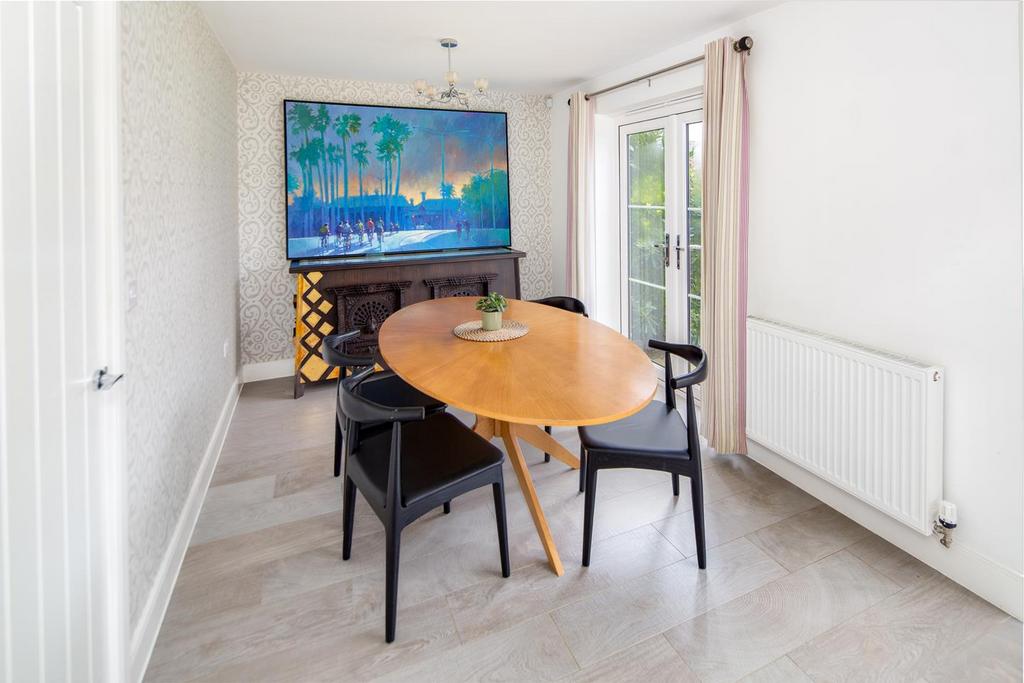 07-dining room.jpg