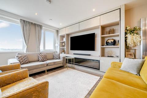 2 bedroom flat for sale, Medawar Drive, Mill Hill