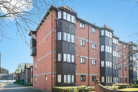 Chartwell Close, Croydon, CR0