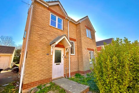 1 bedroom detached house to rent, Hill Court, Bridgend