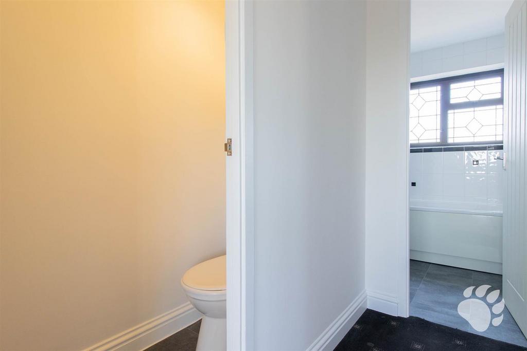 Bathroom / WC