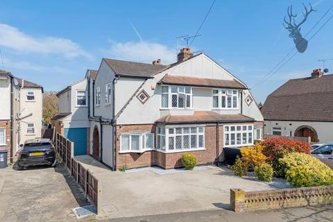 12 Morgan Crescent, Theydon Bois, Epping, CM16 7DX
