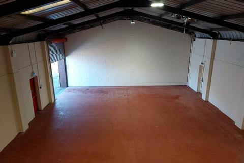 Warehouse to rent - Highfield Industrial Estate, Ferndale CF43