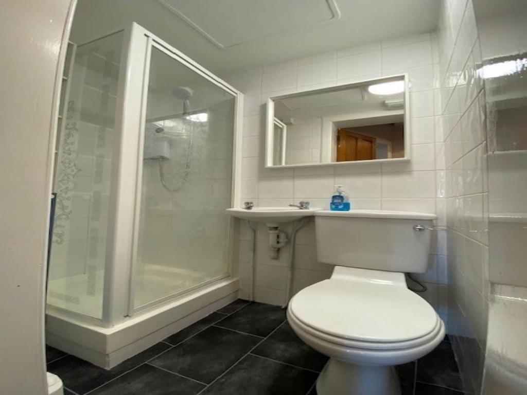 Bathroom1