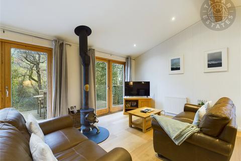 2 bedroom bungalow for sale, 761 SQ. FT. STUNNING LODGE IN A WONDERUL SETTING