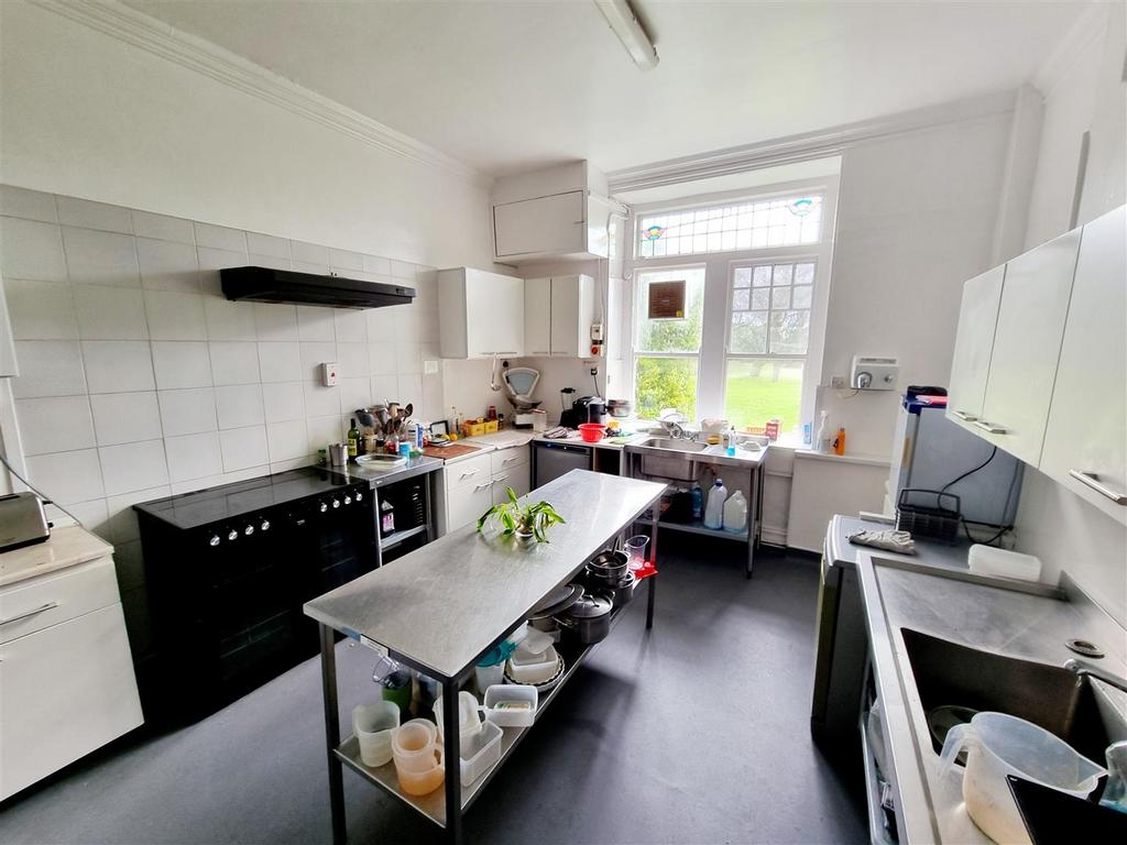 Kitchen.jpg