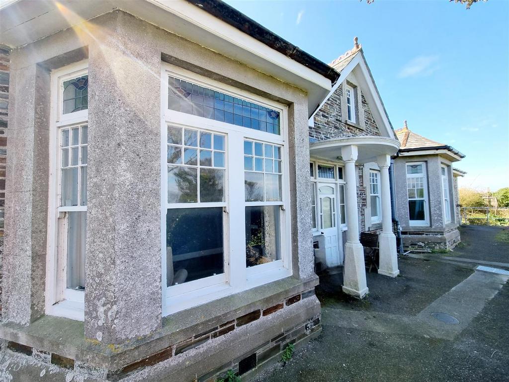 Rear Porch.jpg