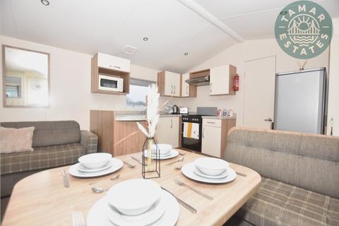 2 bedroom detached house for sale, HOLIDAY HOME!! A LIFESTYLE INVESTMENT!!