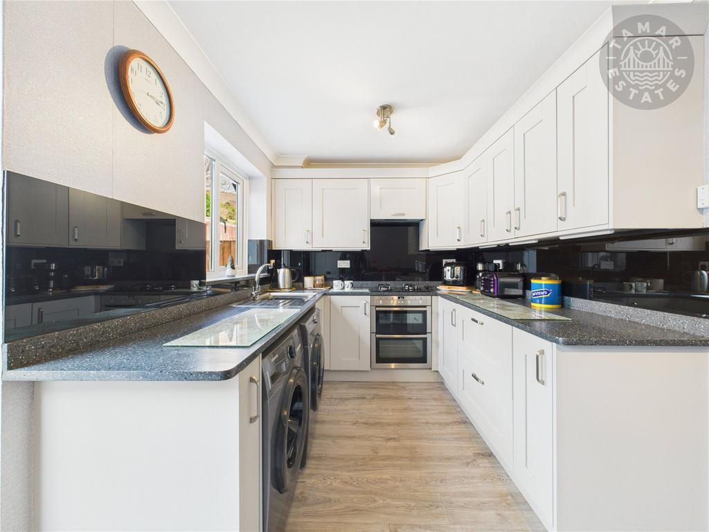 Kitchen/Breakfast Rm