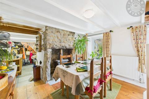 undefined, 0.2 ACRE PLOT. FIVE BEDROOMS COTTAGE. EXTENSIVE GARDENS.