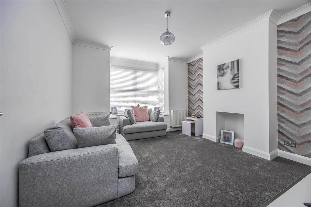 32 Kenyon Road, Copnor-Portico Marketing-Sold By-9.j