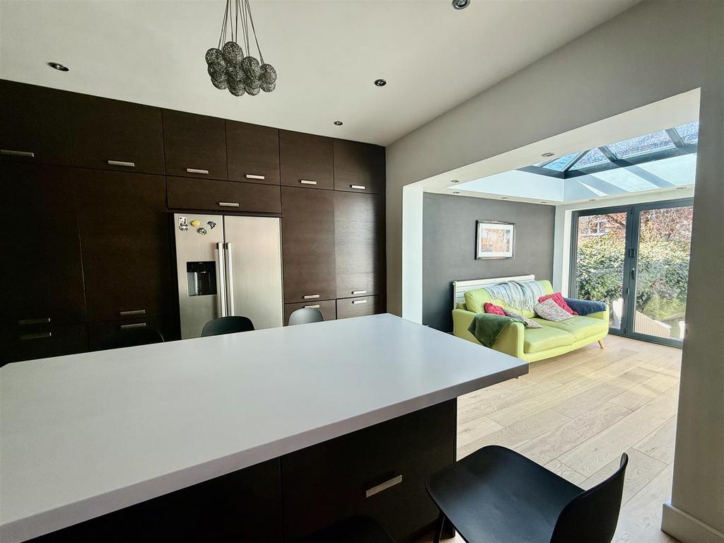 Kitchen/dining area