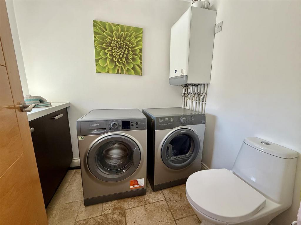 Utility room/wc
