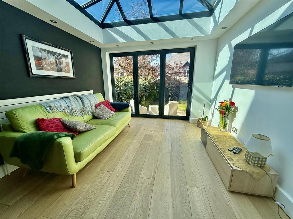 Garden room