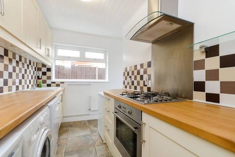 3 bedroom semi-detached house to rent, Mount Pleasant Road, New Malden, KT3