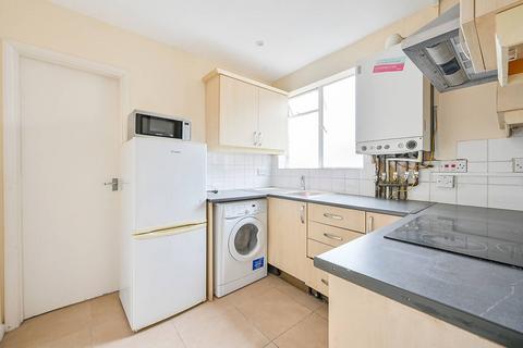 3 bedroom flat for sale, Goldhawk Road, Shepherd's Bush, London, W12